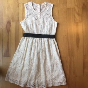 Tulle-brand lace party dress with sash, XS